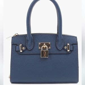 Little vegan leather bag with gold lock and top handle